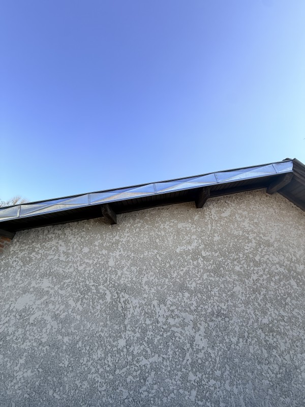 rive de bandeaux en zinc pointe de diamant 