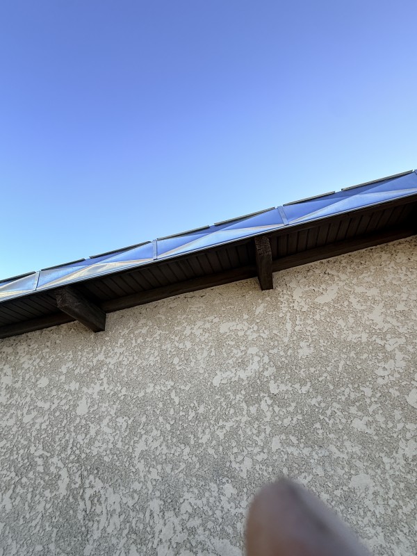 rive de bandeaux en zinc pointe de diamant 